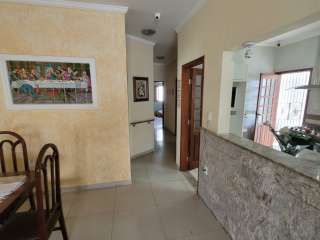 Casa no Jardim Paraíba em Aparecida com 4 quartos.