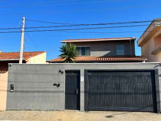 Casa 3 dorm em Guaratinguetá