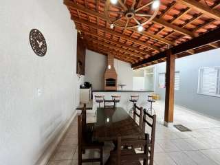 Casa 3 dorm em Guaratinguetá