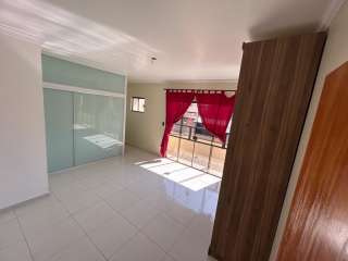 Linda casa no Pq Mondesir