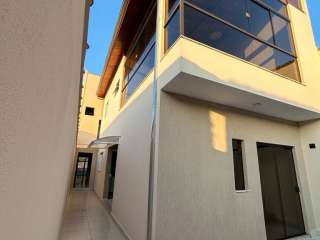 Linda casa no Pq Mondesir