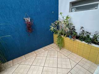 Casa com piscina na Vila Hepacaré