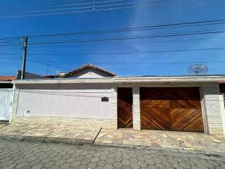 Casa 3 dorm na Vila Hepacaré