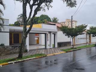 Casa/Ponto Comercial