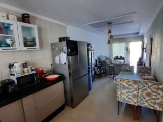 Ótima Casa no Condomínio New Life, com 2 Quartos (1 Suíte)!