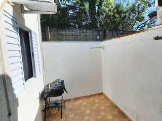 Ótima Casa no Condomínio New Life, com 2 Quartos (1 Suíte)!