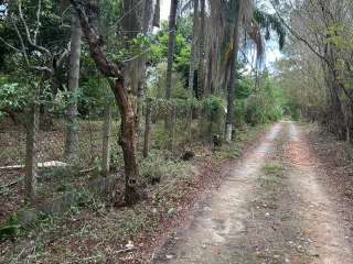 Terreno de 418m2 na Vila Portugal