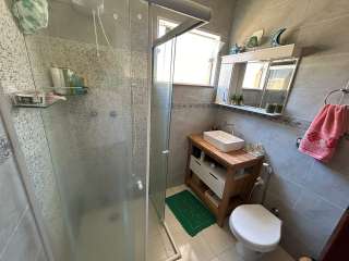 Casa 3 dorms na Vila Geny