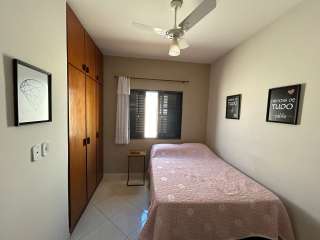 Casa 3 dorms na Vila Geny