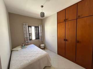 Casa 3 dorms na Vila Geny