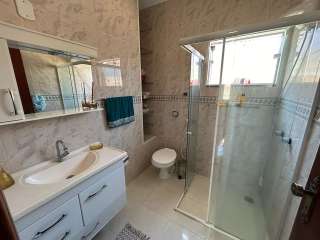 Casa 3 dorms na Vila Geny