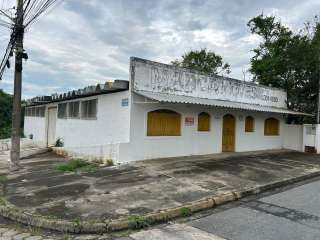 Galpão de 420m2 na rua Caetés