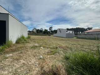 Ótimo terreno no Lorena Village