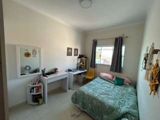 Ótimo sobrado no Village das Palmeiras