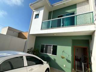 Ótimo sobrado no Village das Palmeiras