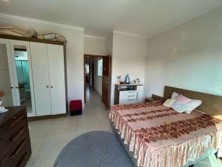 Ótimo sobrado no Village das Palmeiras