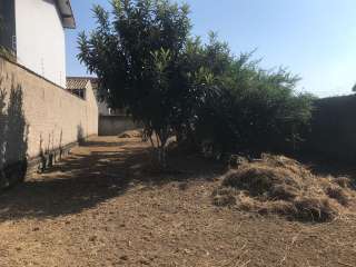 Ótimo terreno na Vila Geny 10x30 todo murado e plano