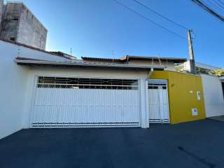 Casa no Village dos Palmeiras