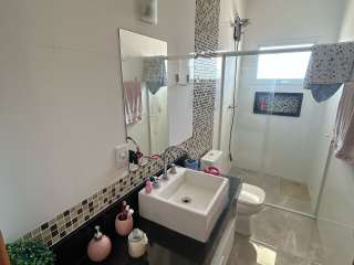 Belíssima casa no Pq Tabatinga