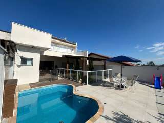 Belíssima casa no Pq Tabatinga