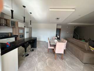 Belíssima casa no Pq Tabatinga