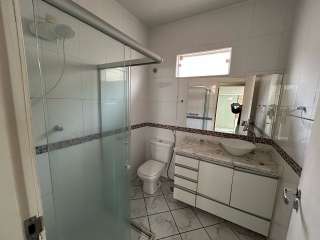 Casa excelente na Vila Hepacaré