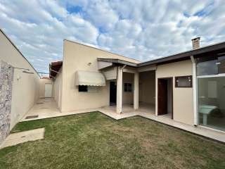 Casa excelente na Vila Hepacaré