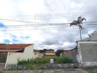 Ótimo terreno no Portal das Colinas