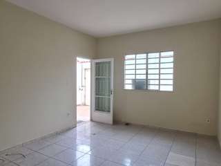Casa 3 dormitórios na Vila Hepacare