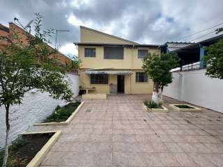 Casa no Centro de Lorena