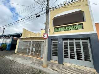 Casa no Centro de Lorena