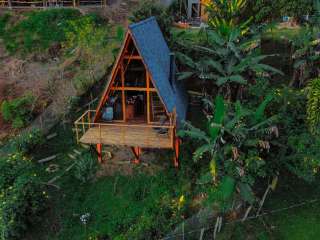 Chácara com Chalé próxima á Pedra do Baú