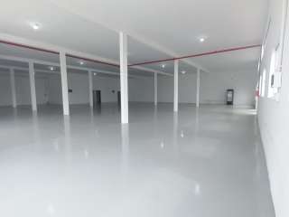 Excelente Ponto Comercial Novo na Avenida Osvaldo Aranha