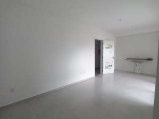 Apartamento Novo de 02 Dormitórios (1 Suíte) + Varanda Gourmet com Churrasqueira