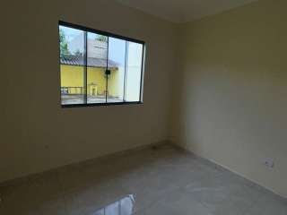 Ótima Casa na Industrial com 03 Dormitórios (02 Suítes)