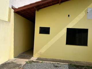 Ótima Casa na Industrial com 03 Dormitórios (02 Suítes)