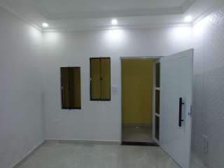 Ótima Casa na Industrial com 03 Dormitórios (02 Suítes)