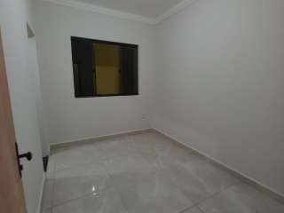 Ótima Casa na Industrial com 03 Dormitórios (02 Suítes)