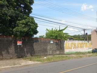 Terreno no Bairro da Cruz