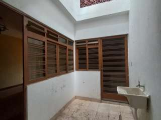 Ponto Comercial + Apartamento